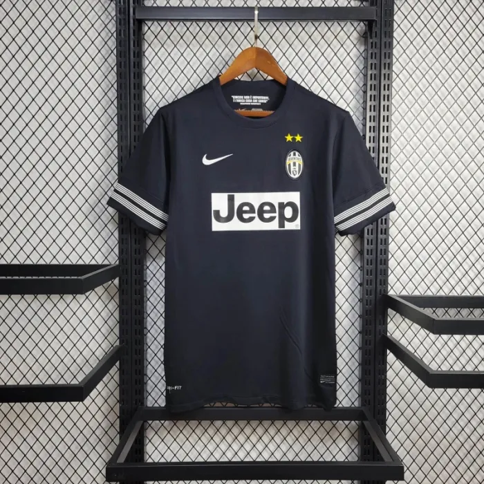 Retro-Juventus-Away-Kit-12/13-Football-Jersey product image 1