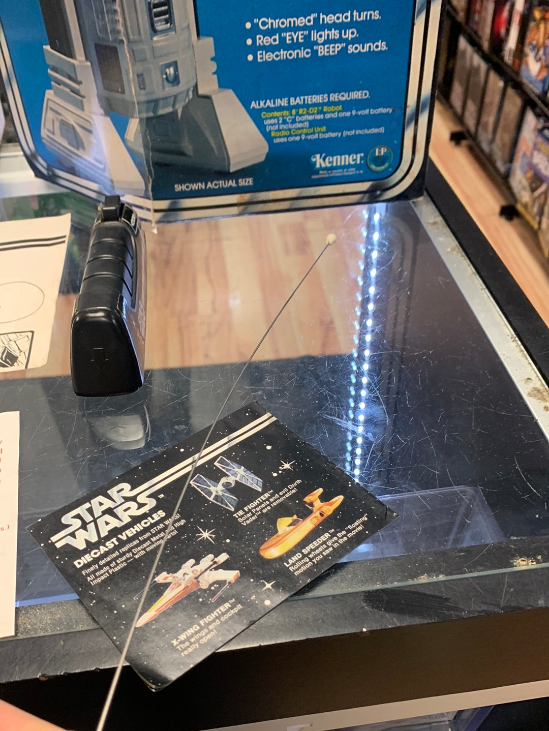 Radio Comtrolled R2-D2 (Kenner Vintage Star Wars) 3518 product image 21, provided for visual reference and product detail
