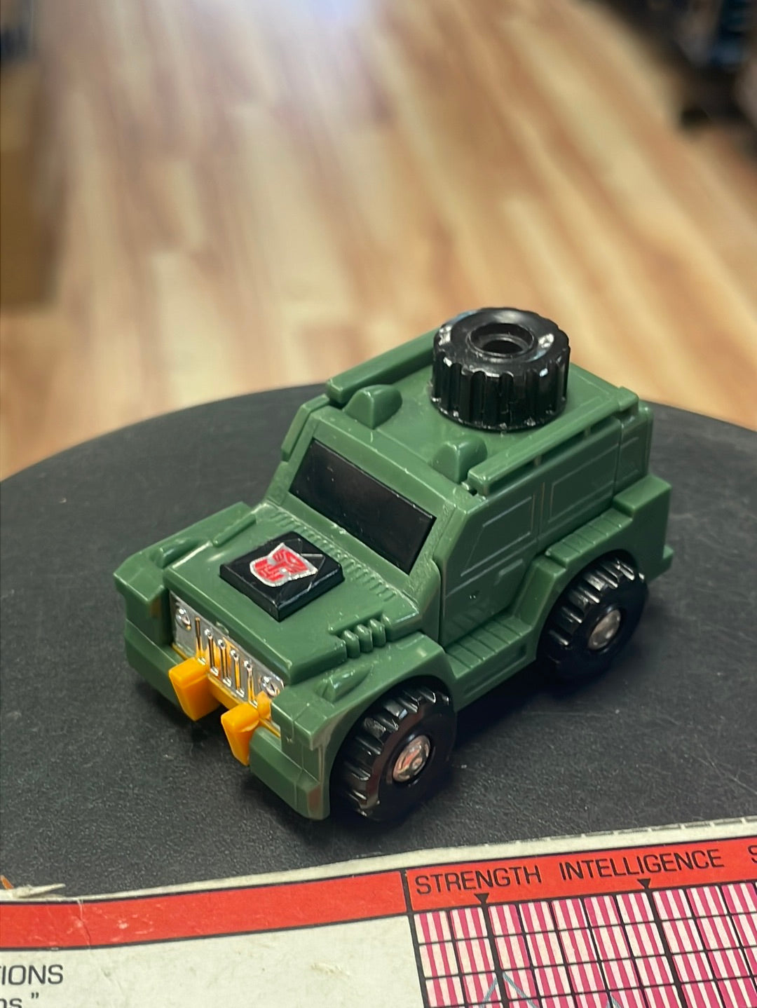 Vintage G1 Brawn Autobot Complete (Transformers, Hasbro) product image 3, provided for visual reference and product detail