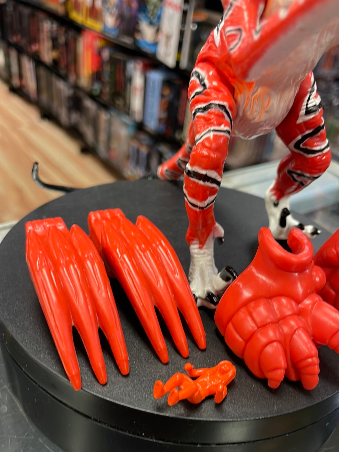 Talon 6” Complete (Vintage Primal Rage, Playmates) product image 3, provided for visual reference and product detail review