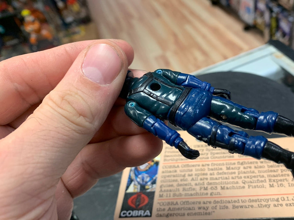 Cobra Officer V1 with File Card Straight Arm CC (Vintage GI Joe, Hasbro) Complete product image 9, provided for visual