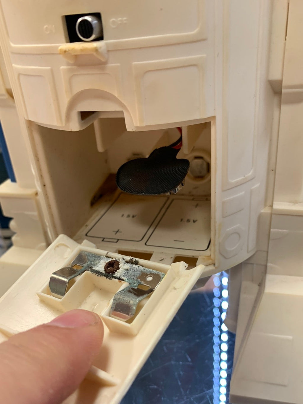 Radio Comtrolled R2-D2 (Kenner Vintage Star Wars) 3518 product image 18, provided for visual reference and product detail