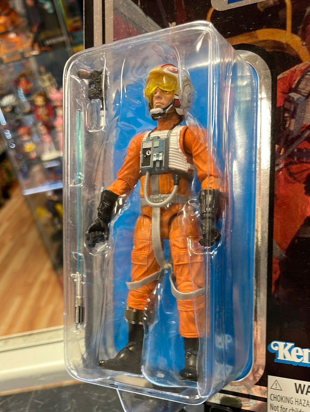 X-Wing Pilot Luke Skywalker Foil Card SDCC (Star Wars, Black Series) product image 6, provided for visual reference and