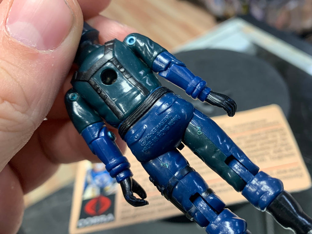 Cobra Officer V1 with File Card Straight Arm CC (Vintage GI Joe, Hasbro) Complete product image 10, provided for visual
