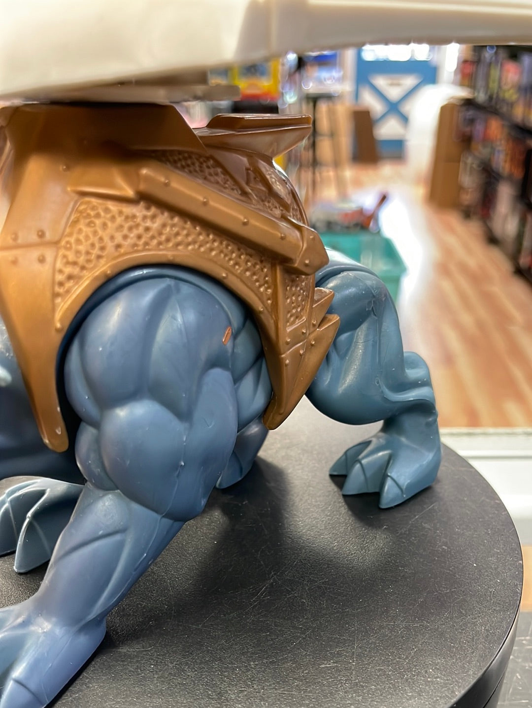 Bronx Complete (Kenner, Vintage Gargoyles) product image 7, provided for visual reference and product detail review