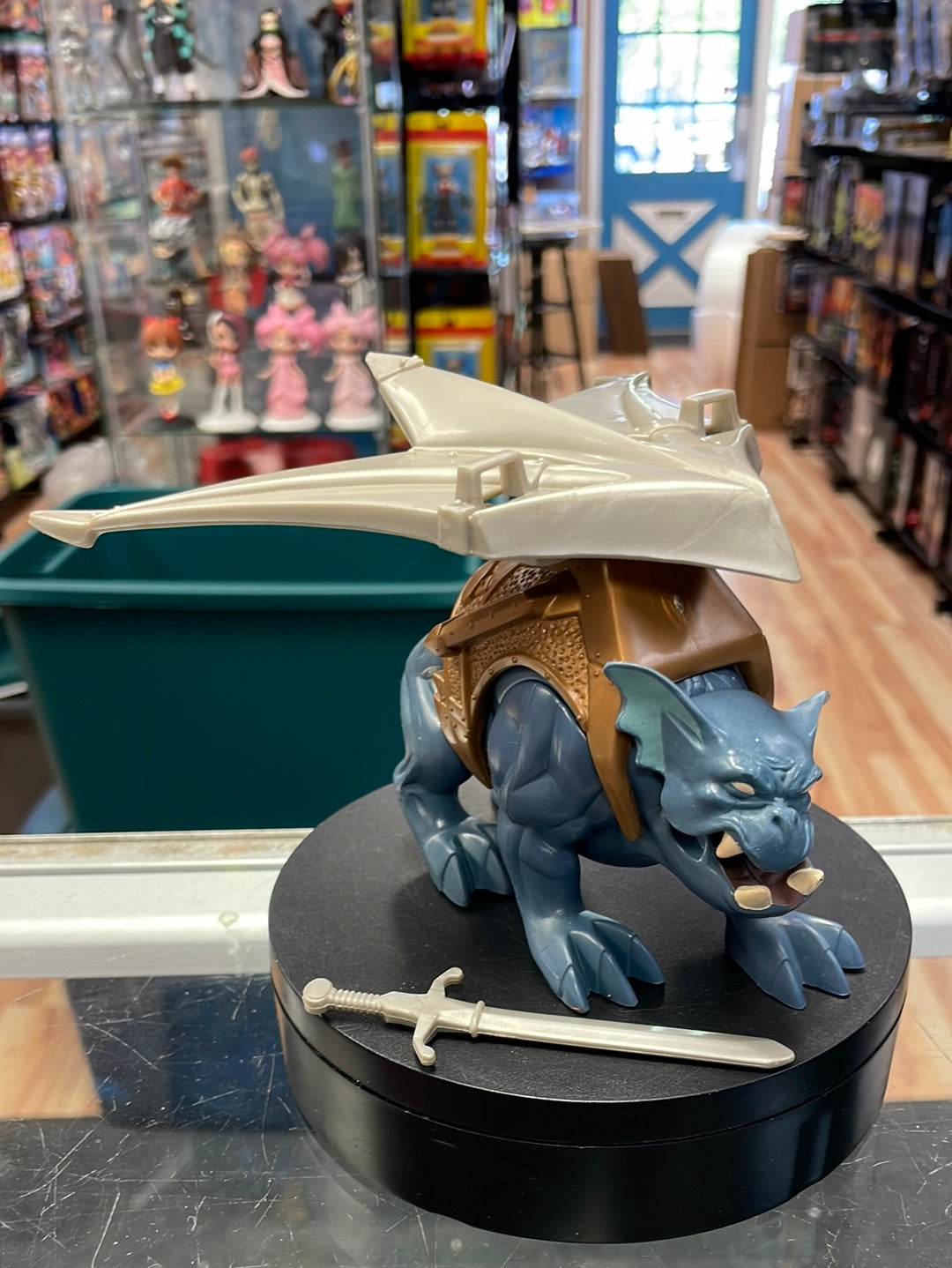 Bronx Complete (Kenner, Vintage Gargoyles) product image 1, provided for visual reference and product detail review