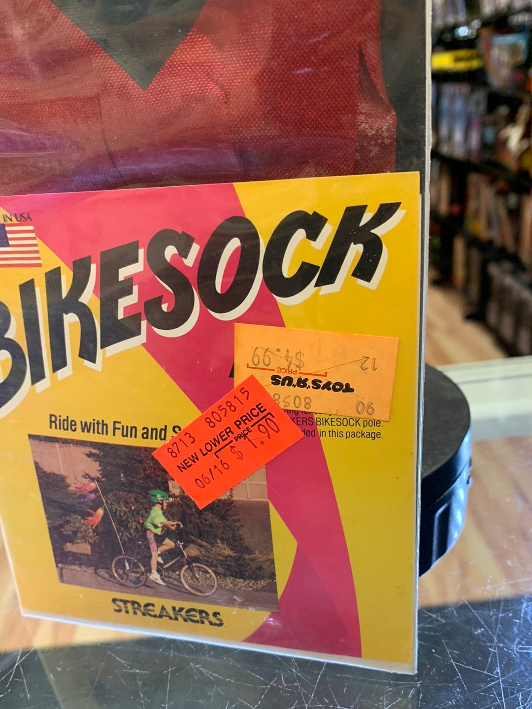 Bikesock Streakers SEALED (Vintage Ghostbusters, Spectra Star) product image 5, provided for visual reference and product