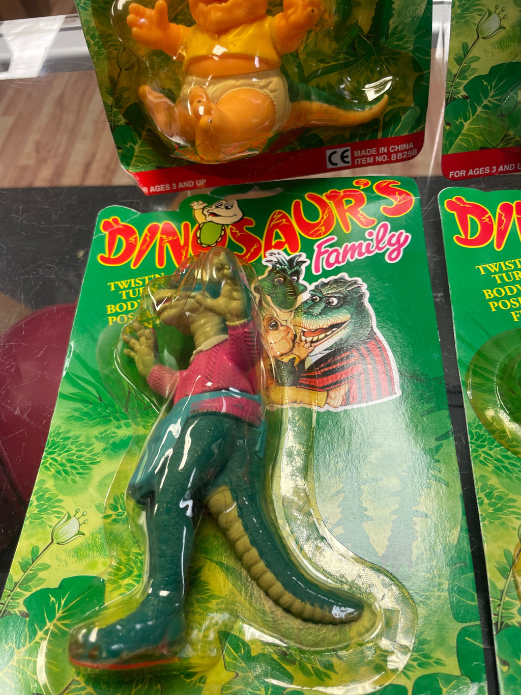 Vintage KO Dinosaur Family Set of 4 ( Baby Robbie Earl Fran Sinclair Disney) product image 9, provided for visual reference